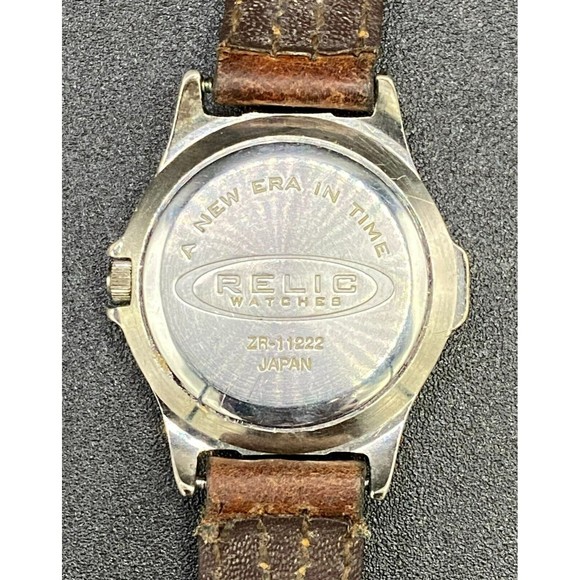 Women's Quartz Wristwatch Analog with Stainless Case by Relic ZR-11222 - Picture 9 of 10